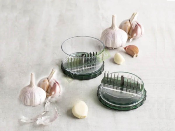 Многофункционален уред за рязане на чесън и др. - Garlic Pro