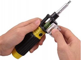 Мултифункционална отвертка с приставки-foto4