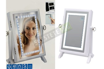 LED огледало и органайзер за козметика и бижута LED огледало и органайзер за козметика и бижута