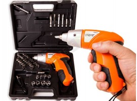 Акумулаторен винтоверт с куфар и 45 части