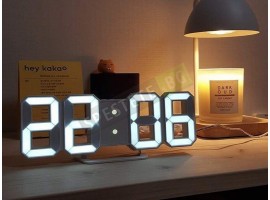 Дигитален часовник и будилник