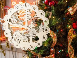 Светещо дървено пано за коледна декорация-foto3