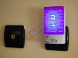 Компактна лампа против комари и насекоми-foto3