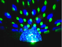 Компактна многофункционална парти лампа-foto2