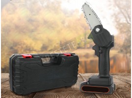 Акумулаторна резачка за клони и дърва