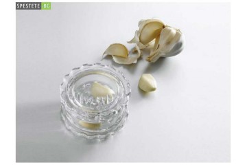 Многофункционална изтисквачка-трошачка за чесън Garlic Twist-foto3