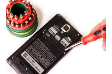 Универсална отвертка с 31 накрайника-foto3