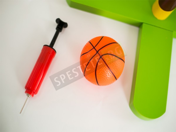 Детски баскетболен кош с топка