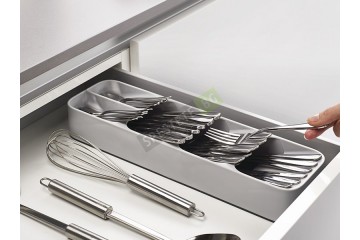 Компактен органайзер за прибори Компактен органайзер за прибори