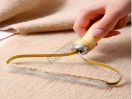 Метална четка за почистване на мъхчета и косми-foto4