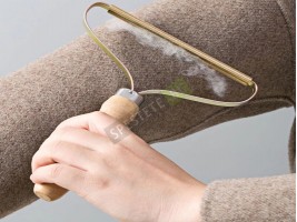 Метална четка за почистване на мъхчета и косми-foto3