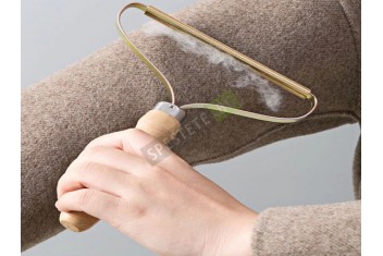 Метална четка за почистване на мъхчета и косми-foto3