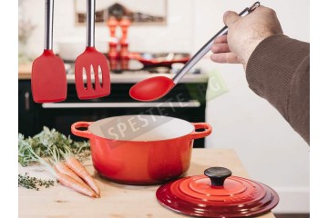 Кухненски прибори с незалепващо покритие