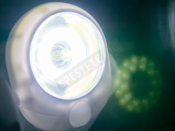 Мощна LED лампа на батерии